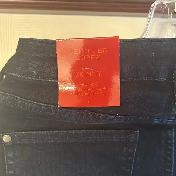 CLEARANCE. Jennifer Lopez Flawless Sculpt Skinny Jeans. New With Tags - Picture 4 of 7